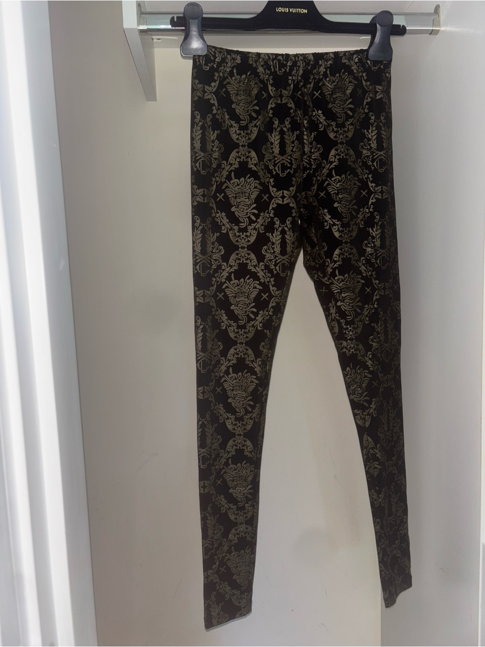 Medusa Black Gold Baroque Pattern Leggings - Crooks & Castles - Size XS